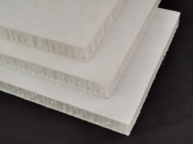 CFRT連續纖(xiān)維增強(qiáng)熱塑性(xing)複合材(cai)料在航(hang)空上的(de)應用